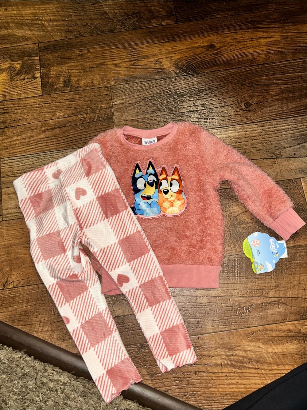 NWT Bluey sherpa lounge 2pc set; size 2T